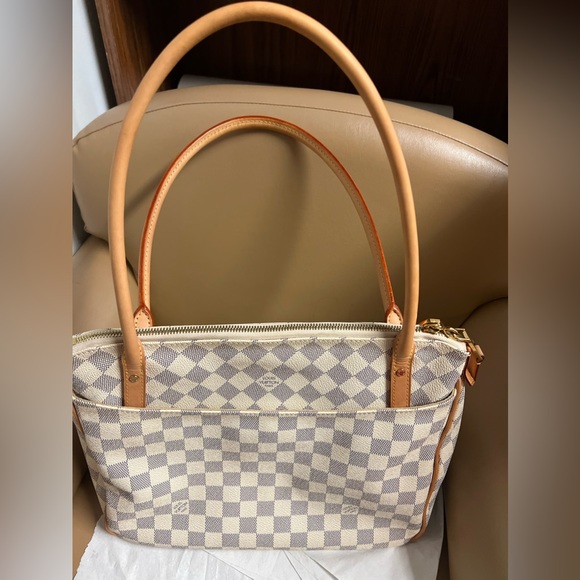 🔥🔥Louis Vuitton Figheri Handbag Damier Azur PM🔥🔥 - Picture 2 of 16